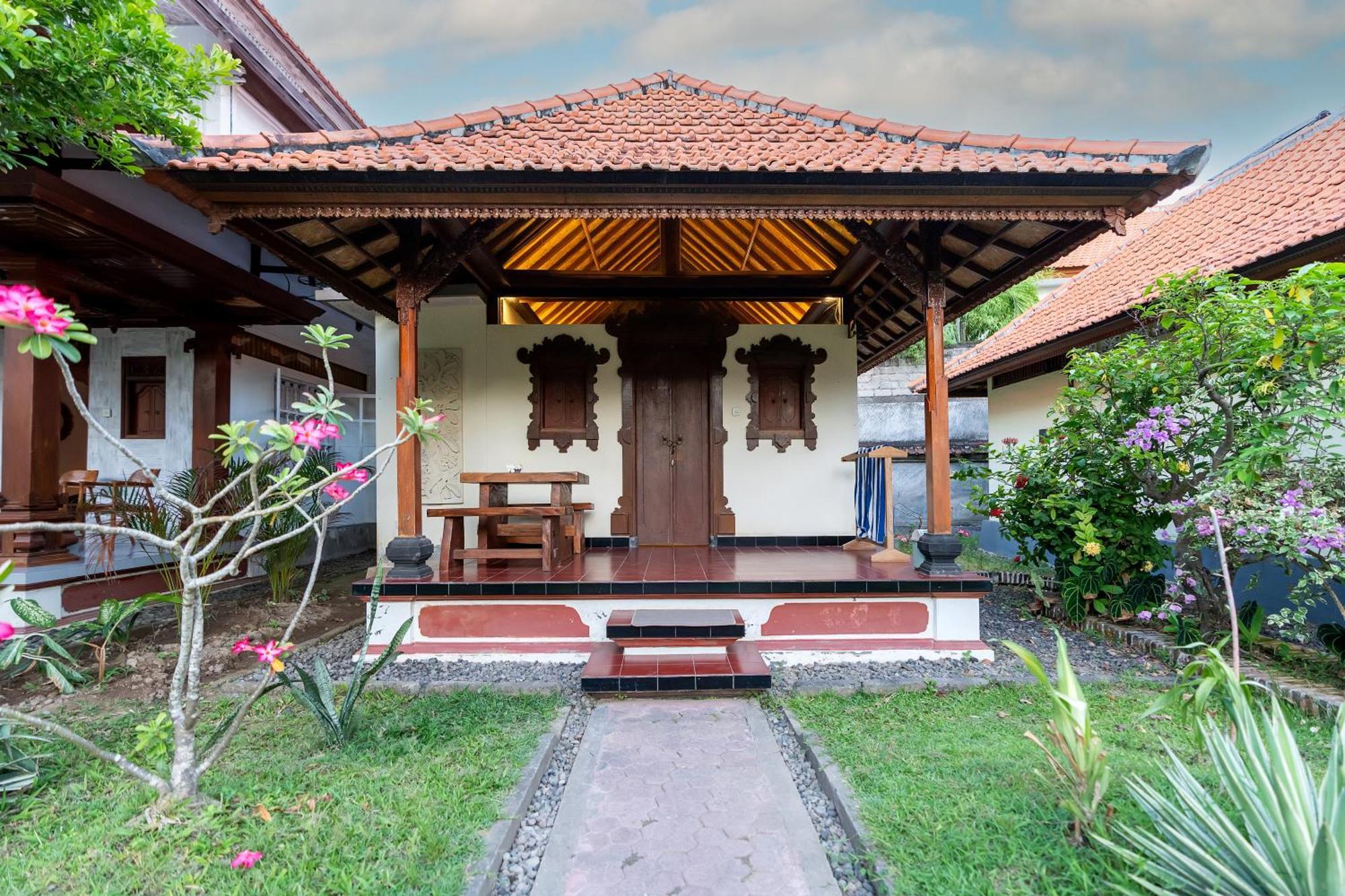 Ganesh Beach Hotel Candidasa Kültér fotó