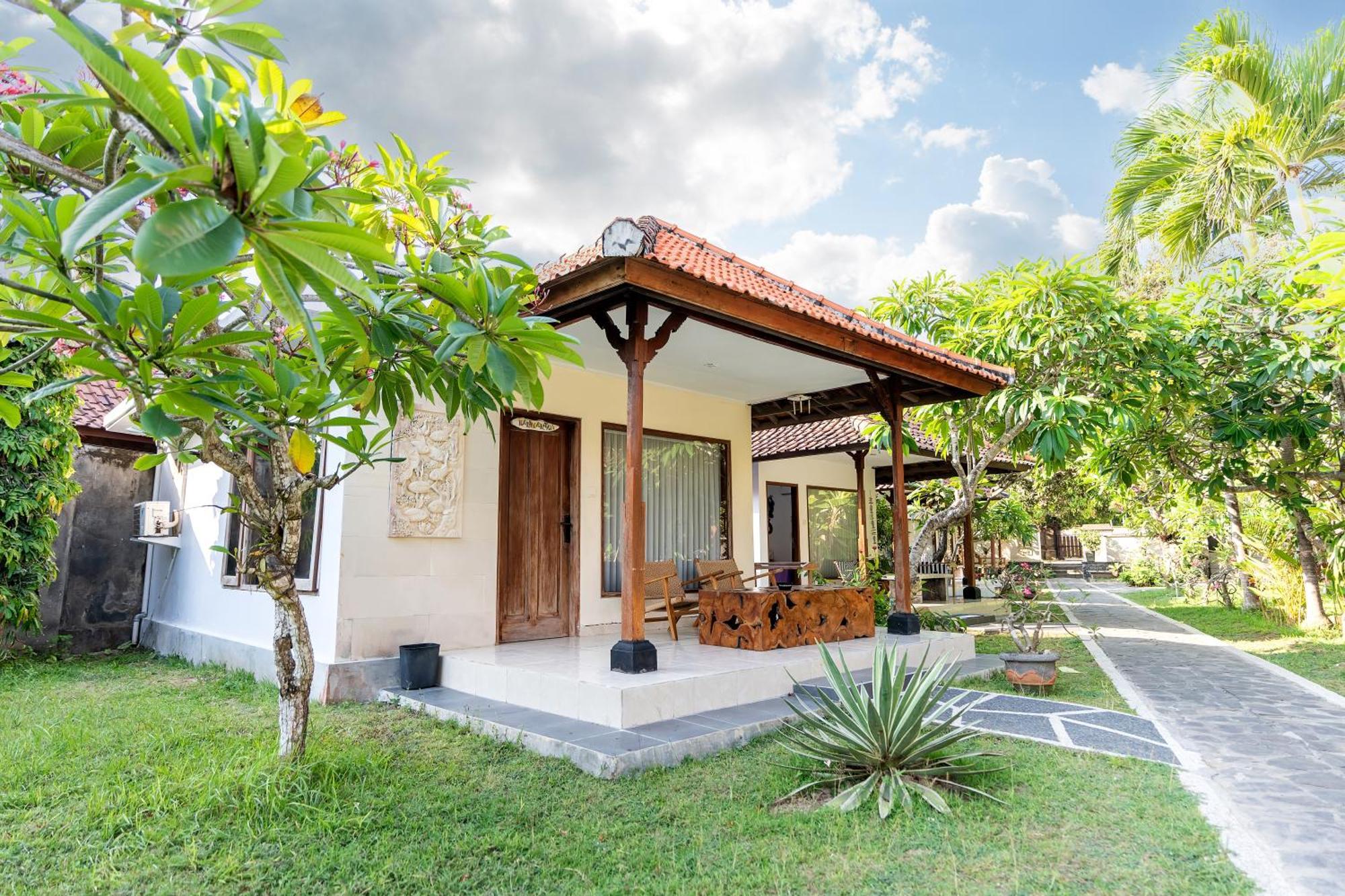 Ganesh Beach Hotel Candidasa Kültér fotó
