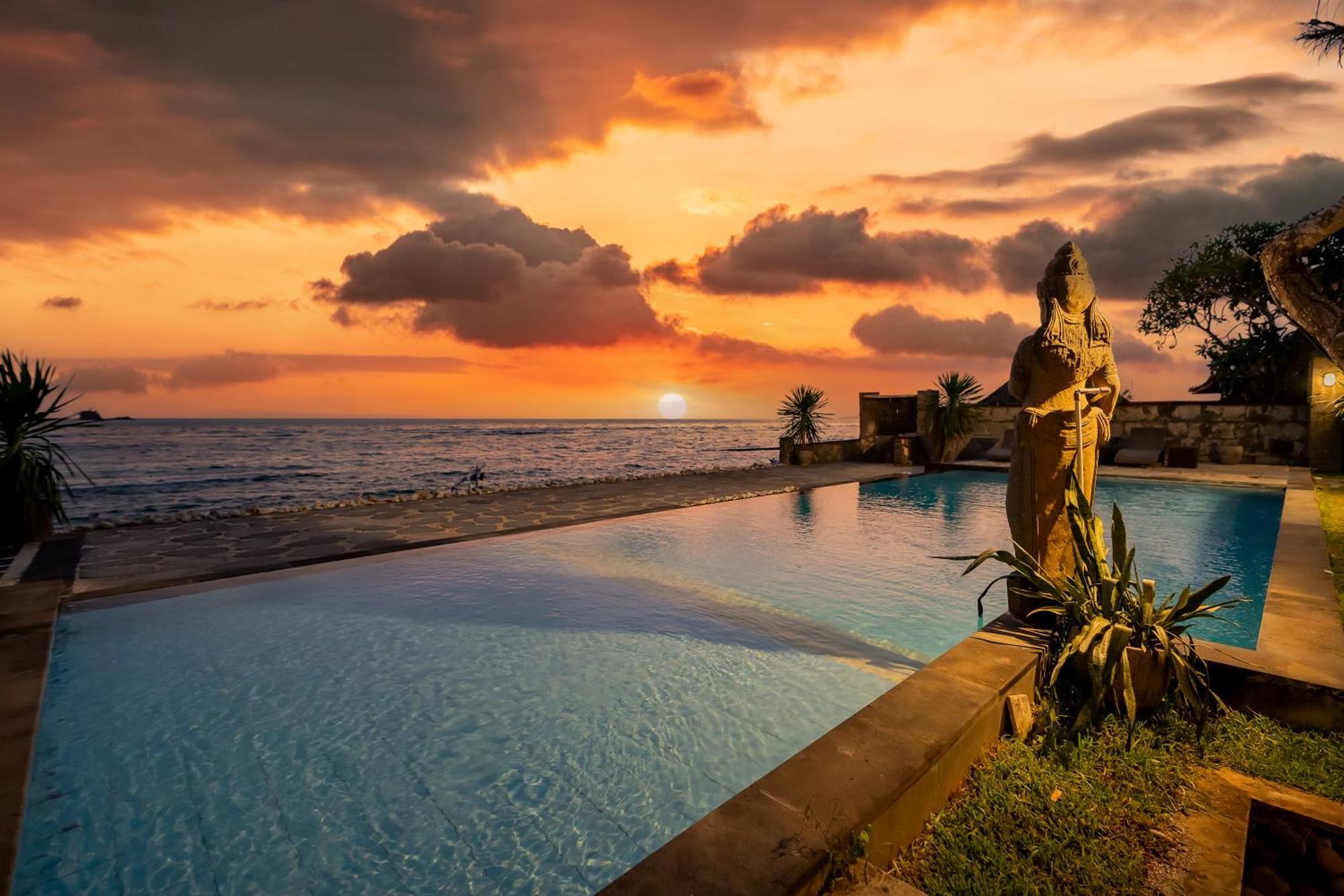 Ganesh Beach Hotel Candidasa Kültér fotó